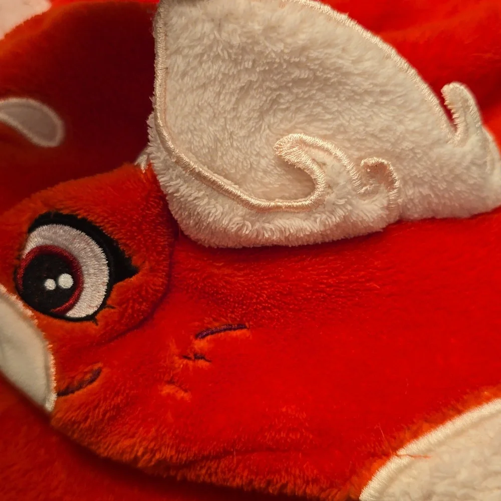 Disney RedPanda Robe - Picture 8 of 9